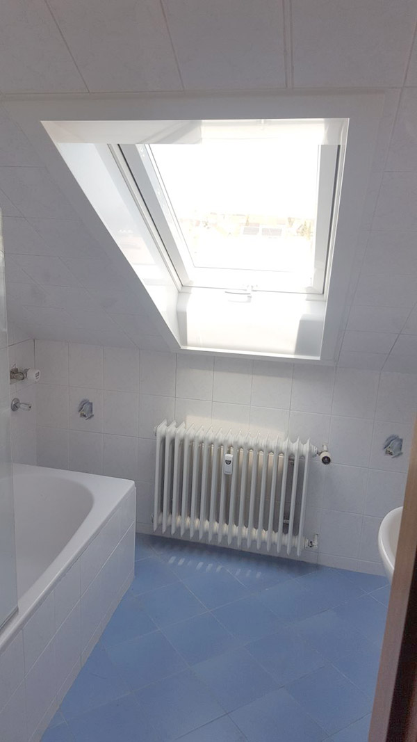 Velux Klapp-Schwing-Fenster, Höfingen