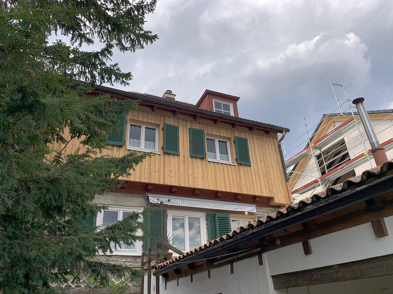 Holzfassade sibirische Lärche, Leonberg